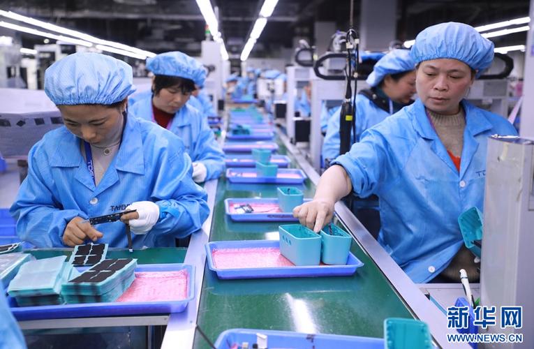 车间里的数字脉搏 一家电子产品生产线的突围与隐忧